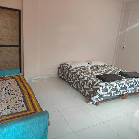 Ll Empyrean Stay Ll 4Bhk Ll Malhar Villa Ll Alibaug Ll Alībāg Esterno foto